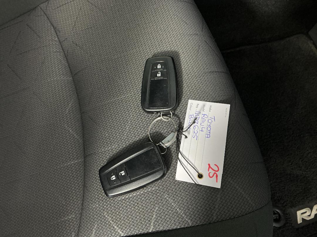 Photo '22' of Toyota Rav4 Photo '22' of Toyota Rav4