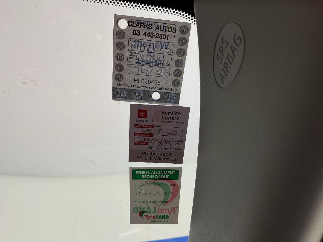 Photo '27' of Toyota Rav4 Photo '27' of Toyota Rav4