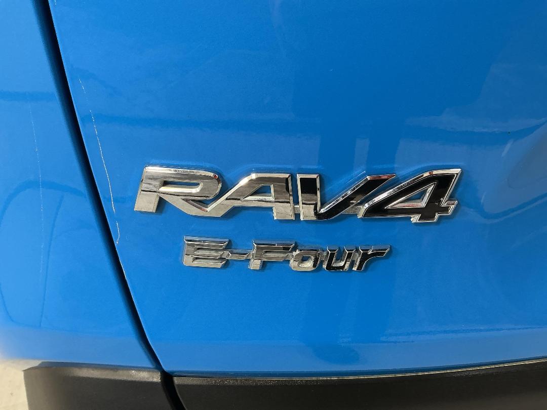 Photo '30' of Toyota Rav4 Photo '30' of Toyota Rav4