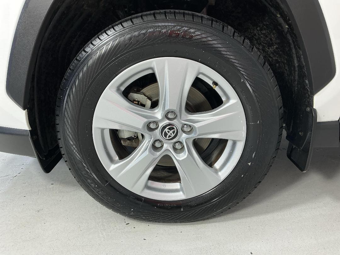 Photo '10' of Toyota Rav4 Photo '10' of Toyota Rav4