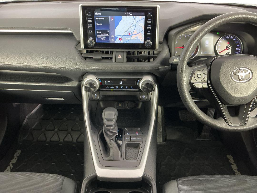 Photo '18' of Toyota Rav4 Photo '18' of Toyota Rav4