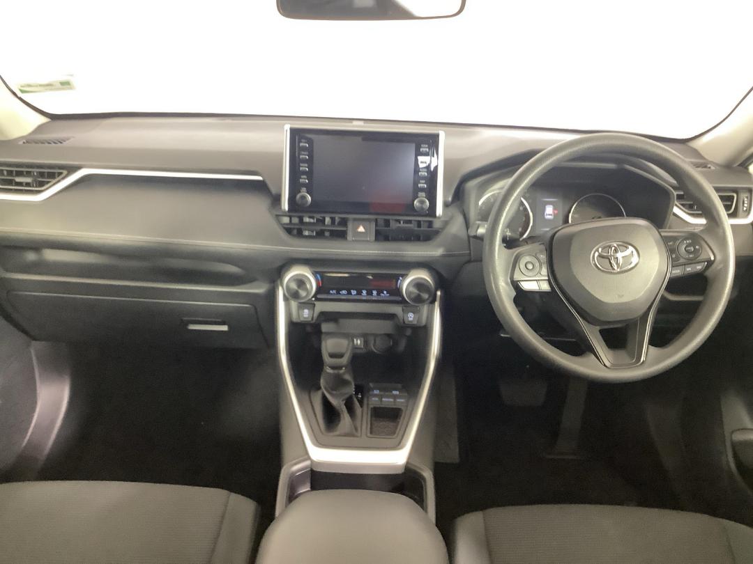 Photo '17' of Toyota Rav4 Photo '17' of Toyota Rav4