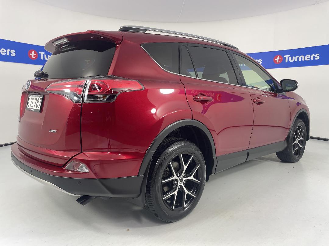 Photo '7' of Toyota Rav4