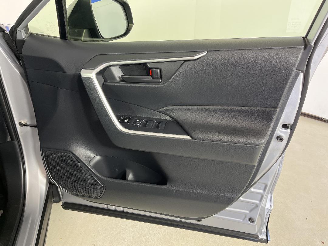 Photo '15' of Toyota Rav4 Photo '15' of Toyota Rav4