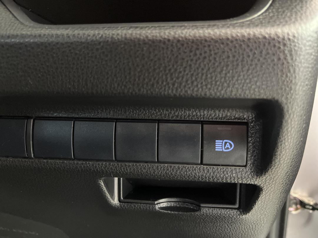 Photo '24' of Toyota Rav4 Photo '24' of Toyota Rav4