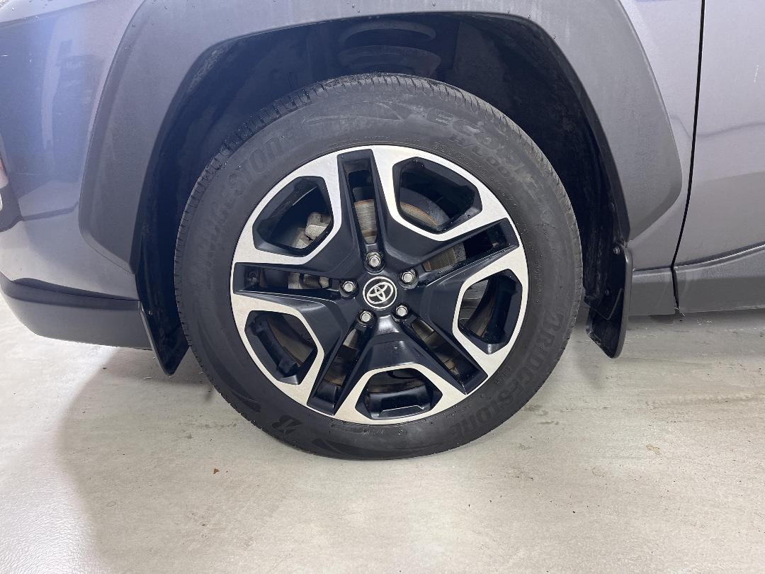 Photo '10' of Toyota Rav4