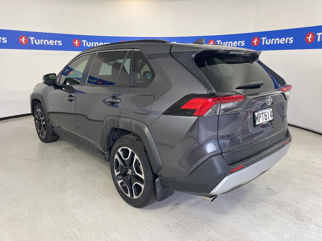 Photo '5' of Toyota Rav4