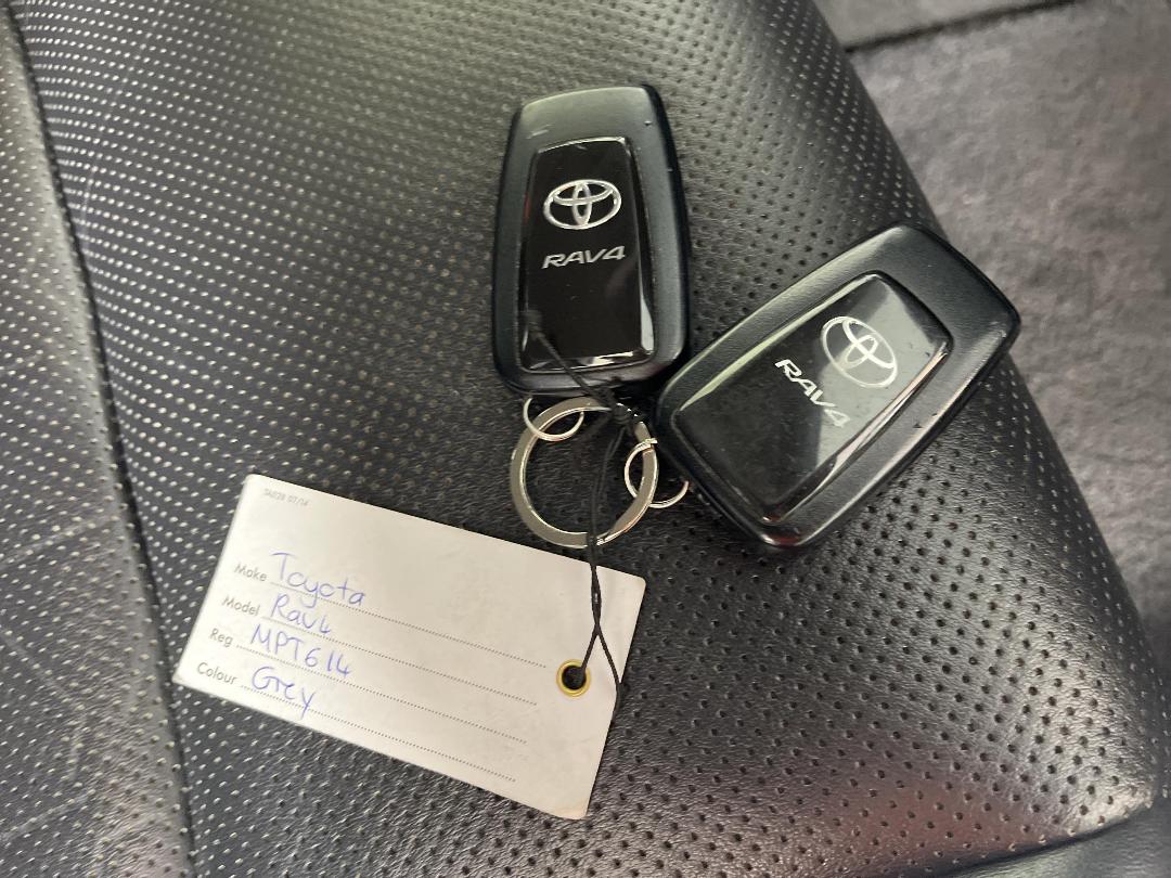 Photo '22' of Toyota Rav4