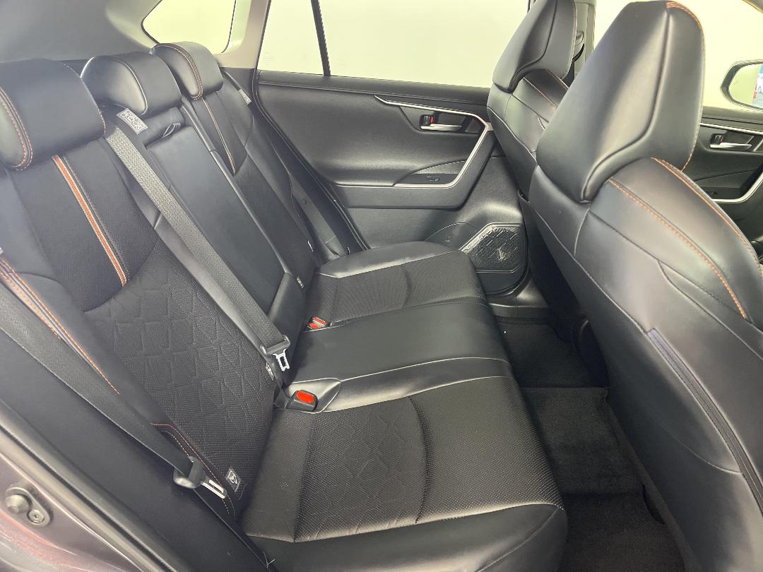 Photo '20' of Toyota Rav4