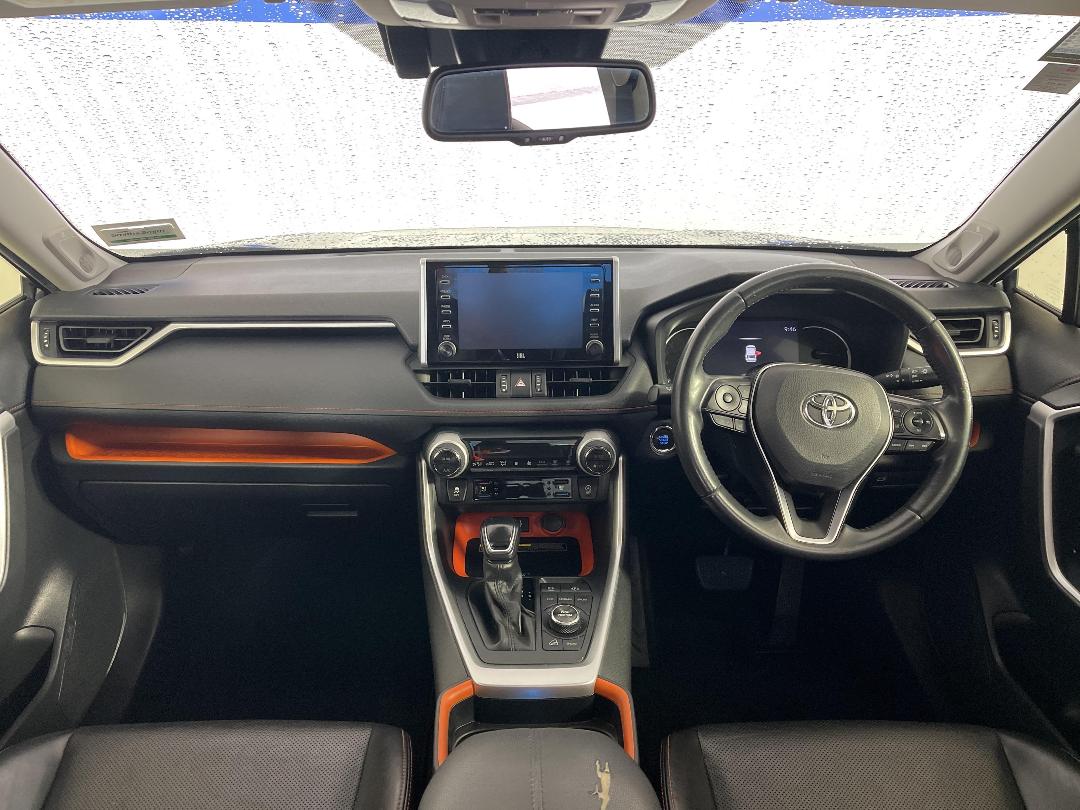 Photo '17' of Toyota Rav4