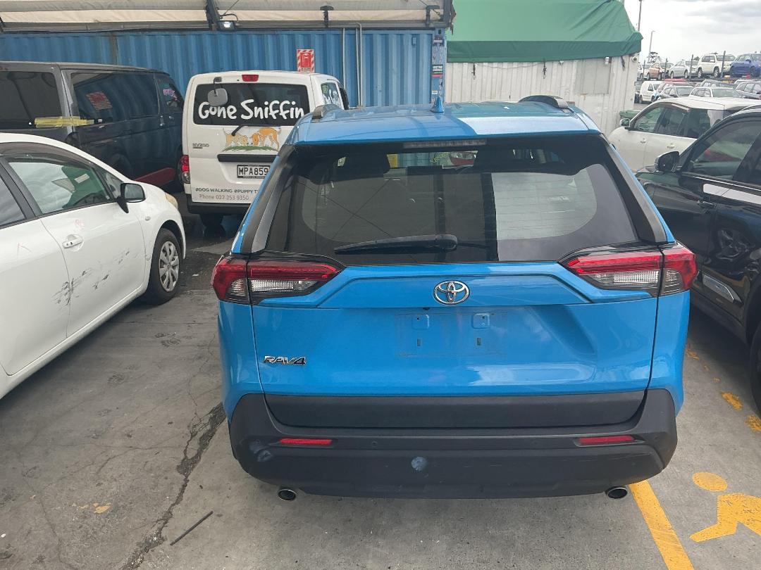 Photo '10' of Toyota Rav4 GX