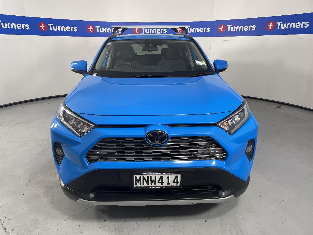 Photo '2' of Toyota Rav4