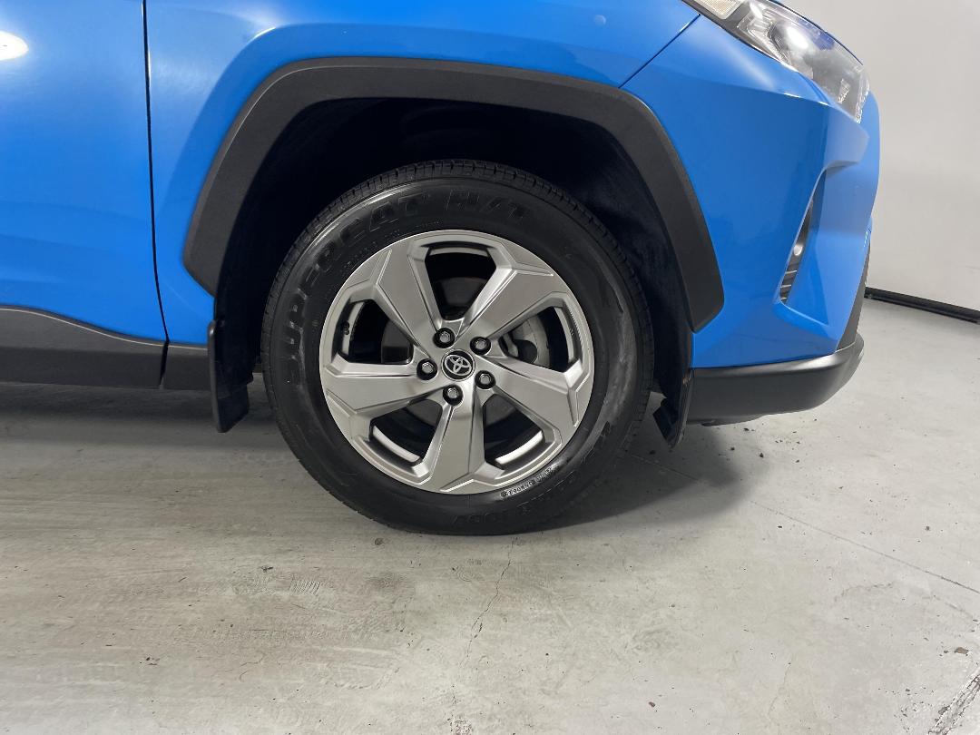 Photo '9' of Toyota Rav4