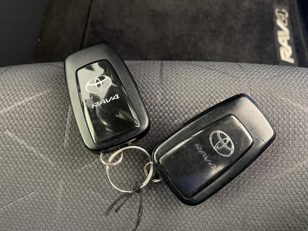 Photo '22' of Toyota Rav4