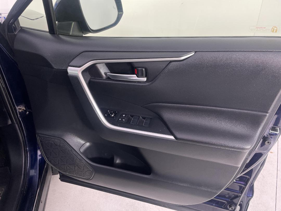 Photo '15' of Toyota Rav4 Photo '15' of Toyota Rav4