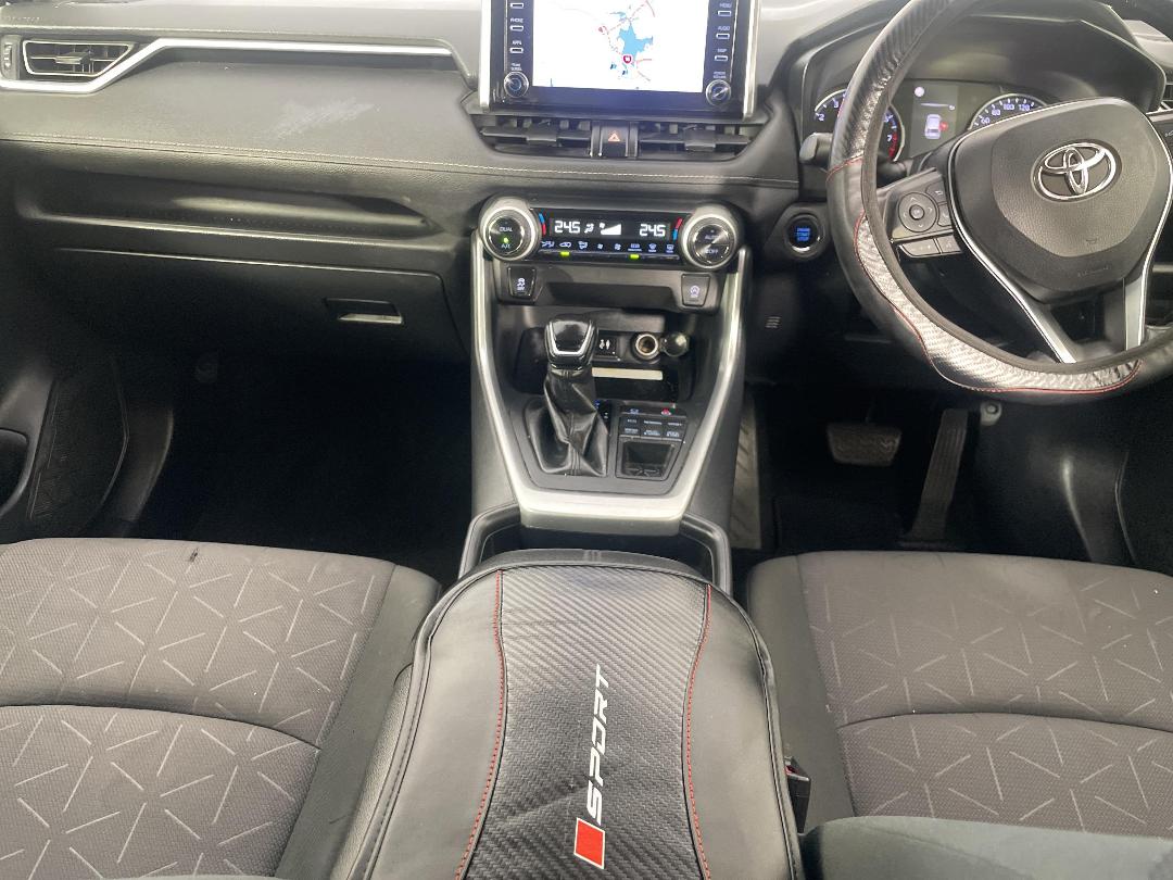 Photo '18' of Toyota Rav4 Photo '18' of Toyota Rav4