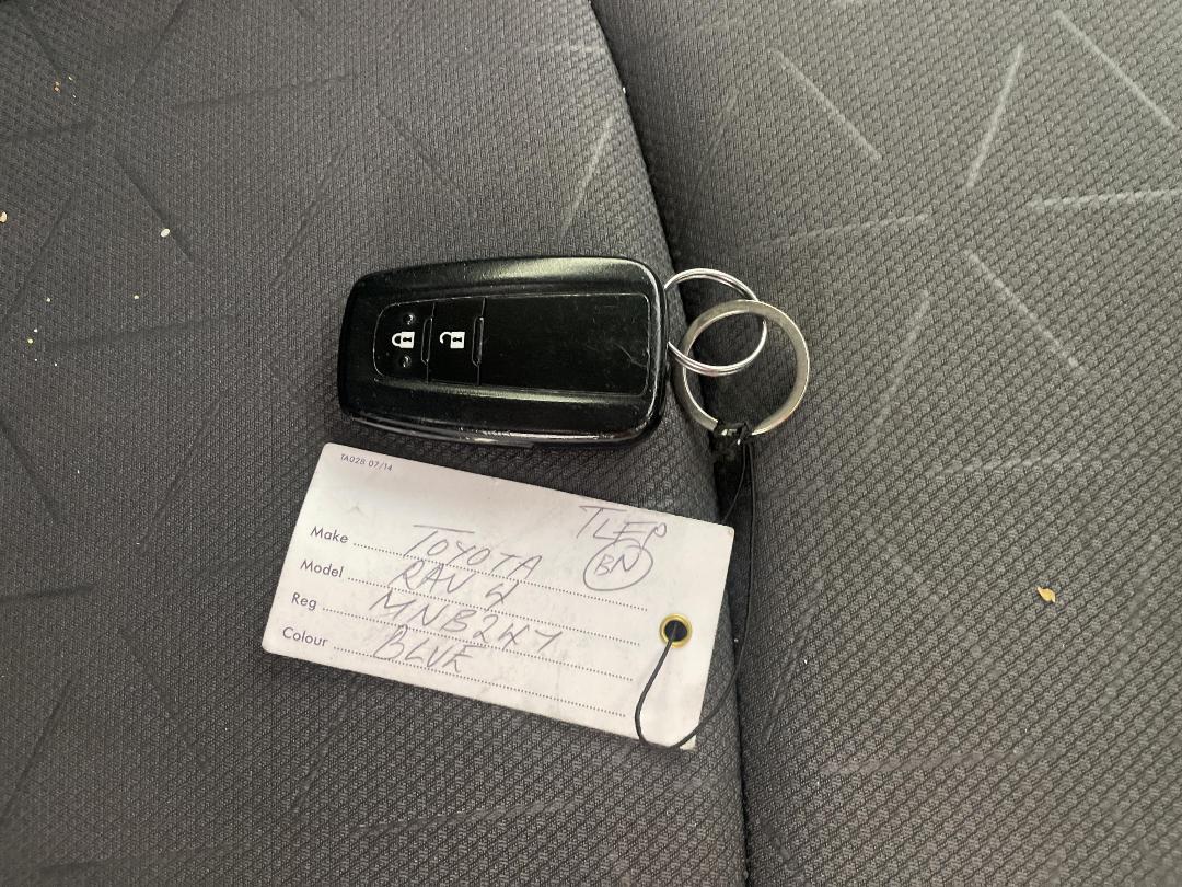 Photo '22' of Toyota Rav4 Photo '22' of Toyota Rav4