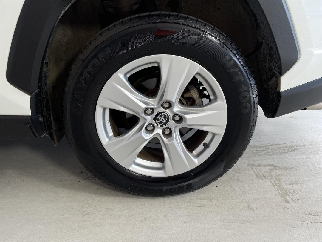 Photo '11' of Toyota Rav4 Photo '11' of Toyota Rav4