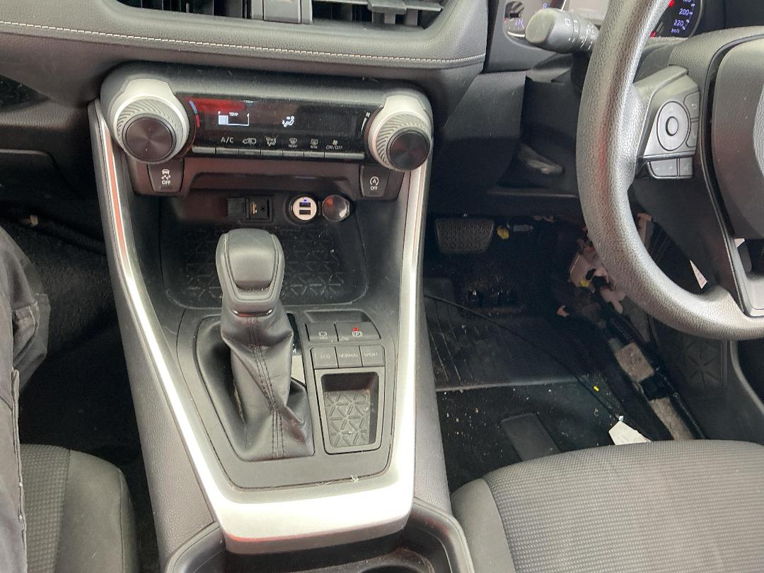 Photo '27' of Toyota Rav4 GX