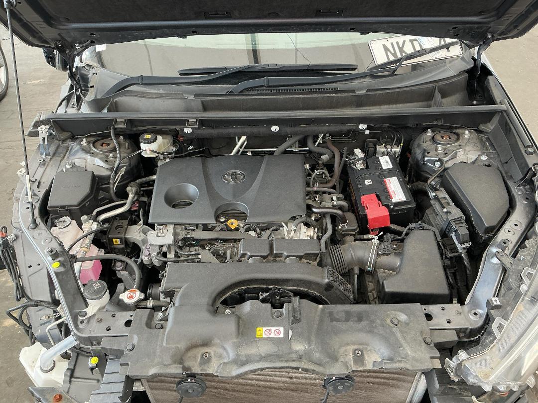 Photo '32' of Toyota Rav4 GX