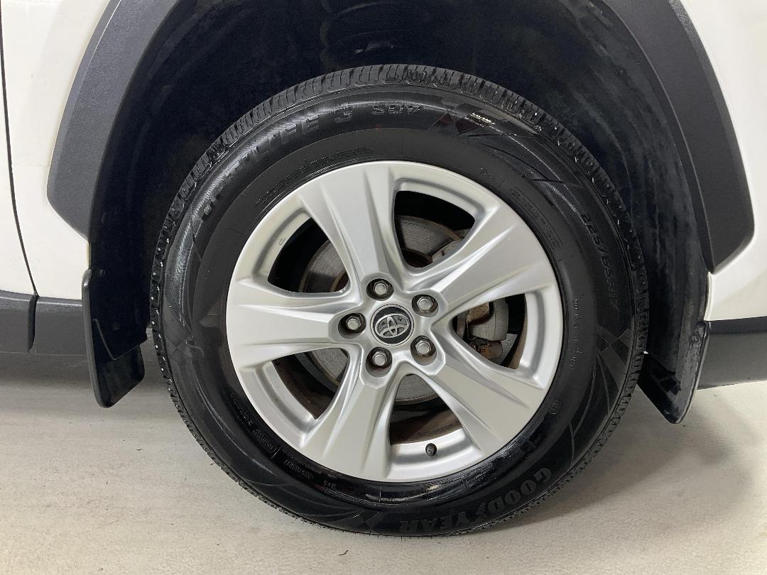 Photo '9' of Toyota Rav4