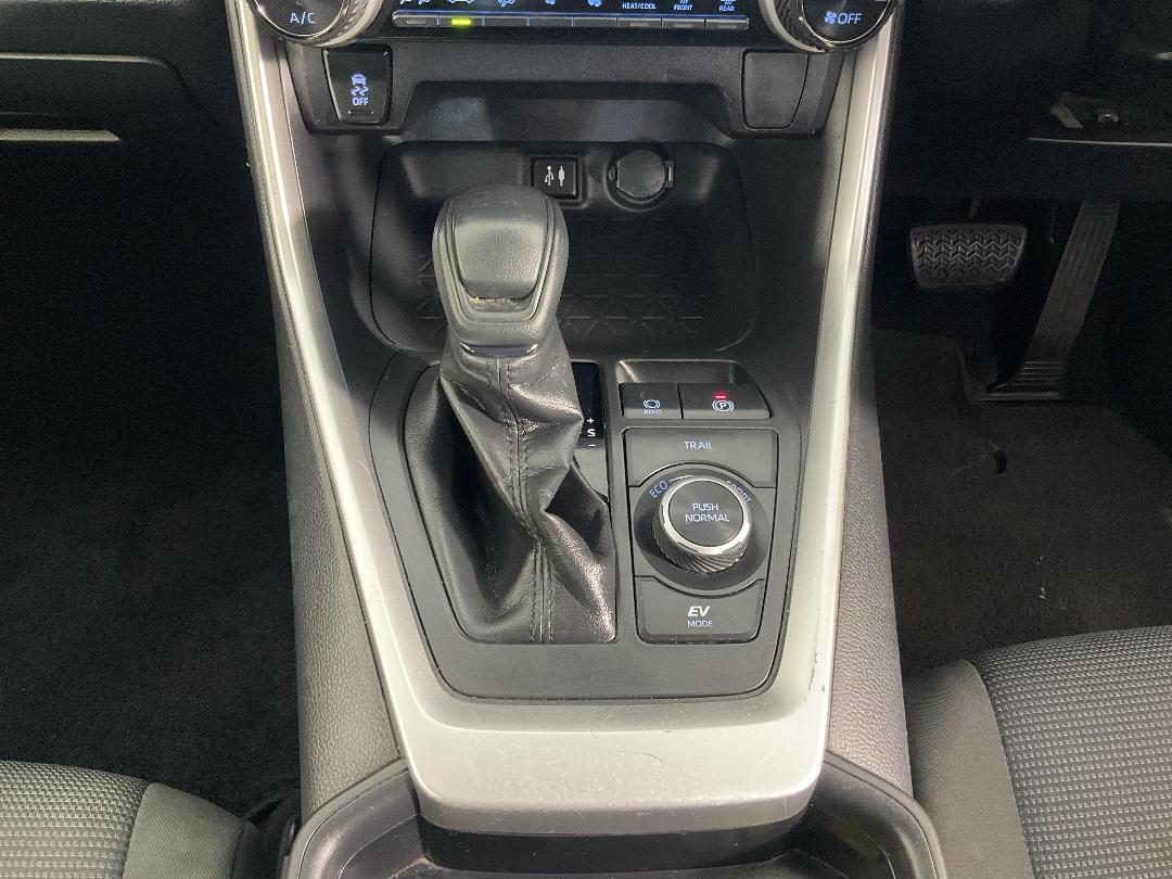 Photo '18' of Toyota Rav4