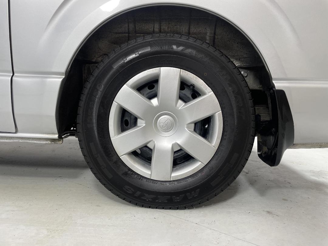 Photo '11' of Toyota Regius