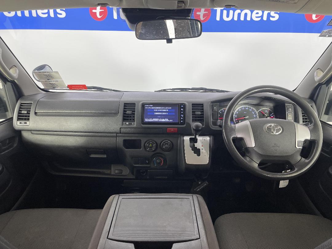 Photo '17' of Toyota Regius