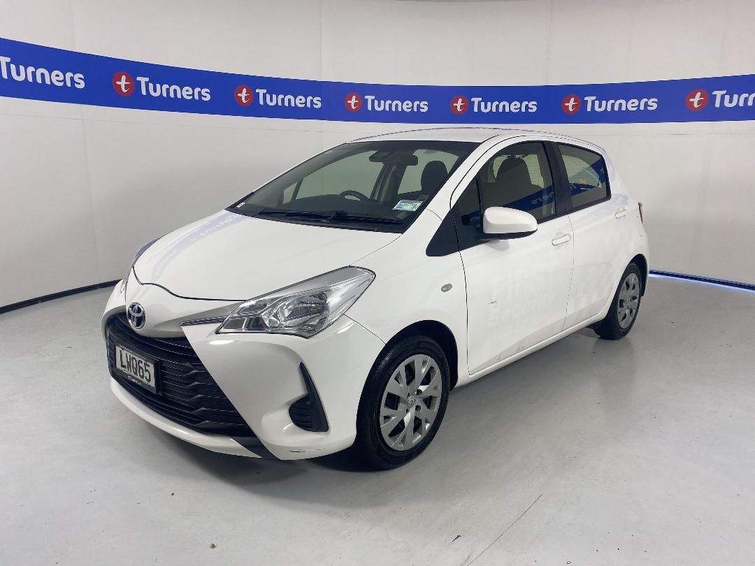 Photo '4' of Toyota Yaris