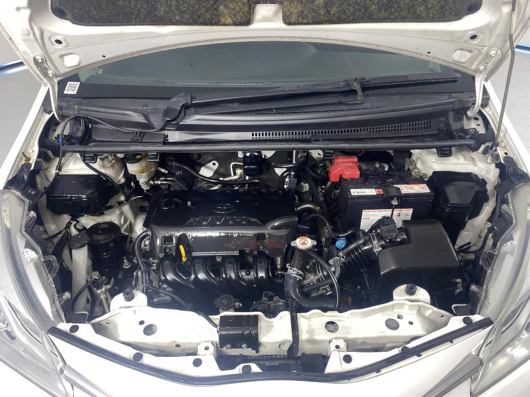 Photo '13' of Toyota Yaris