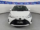 Thumbnail '2' of Toyota Yaris