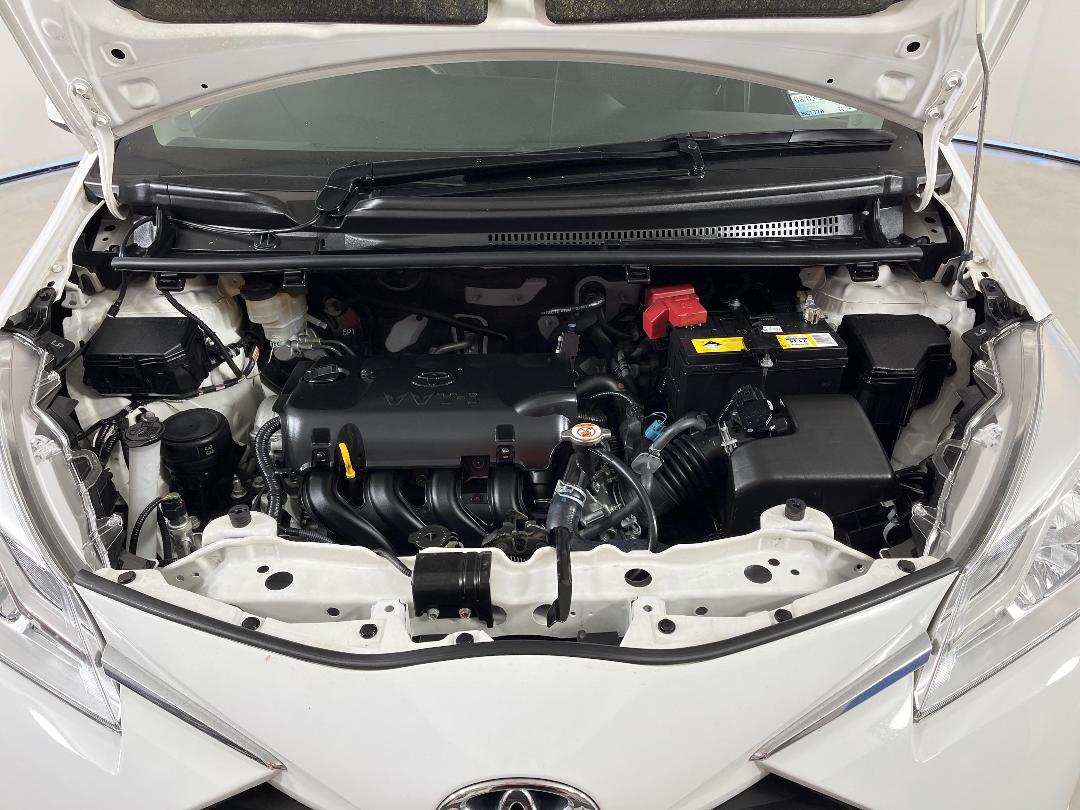 Photo '13' of Toyota Yaris Photo '13' of Toyota Yaris