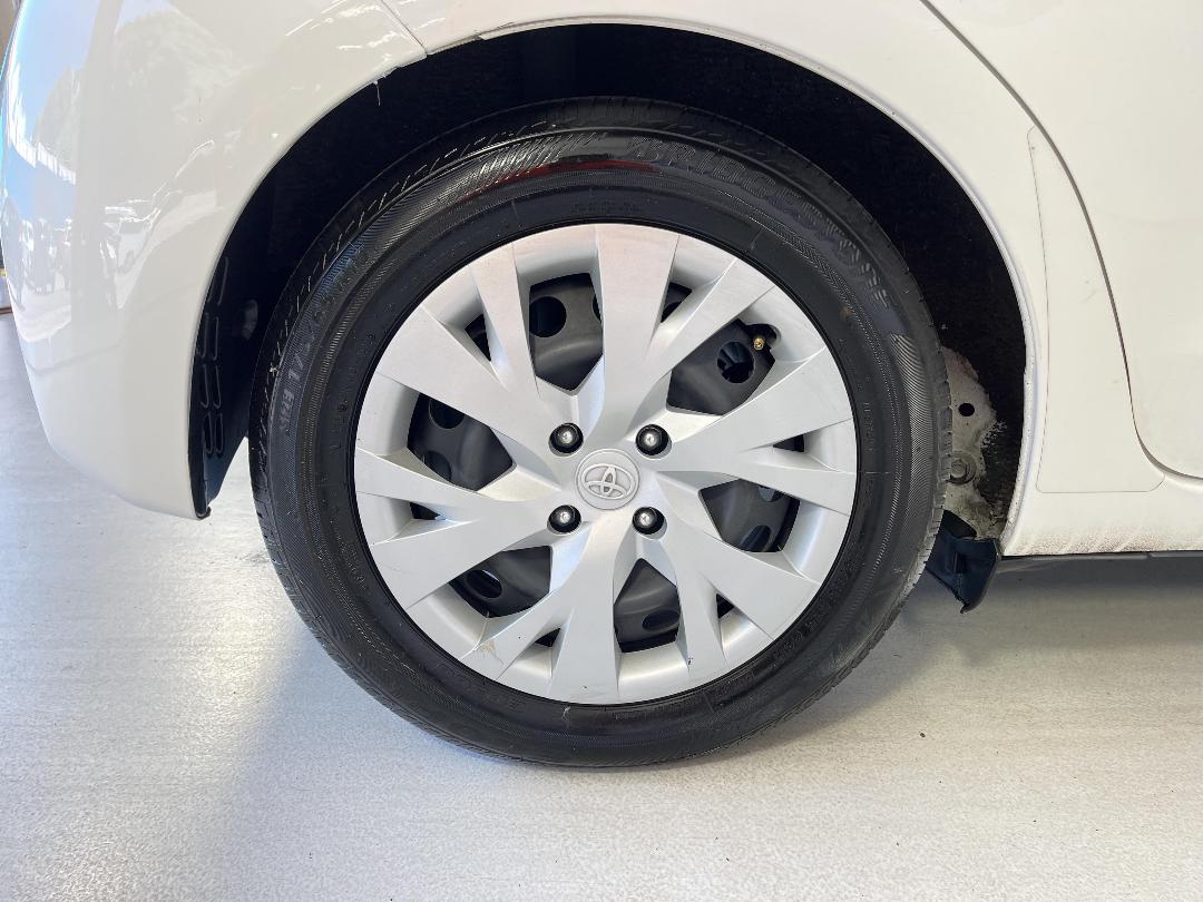 Photo '12' of Toyota Yaris Photo '12' of Toyota Yaris