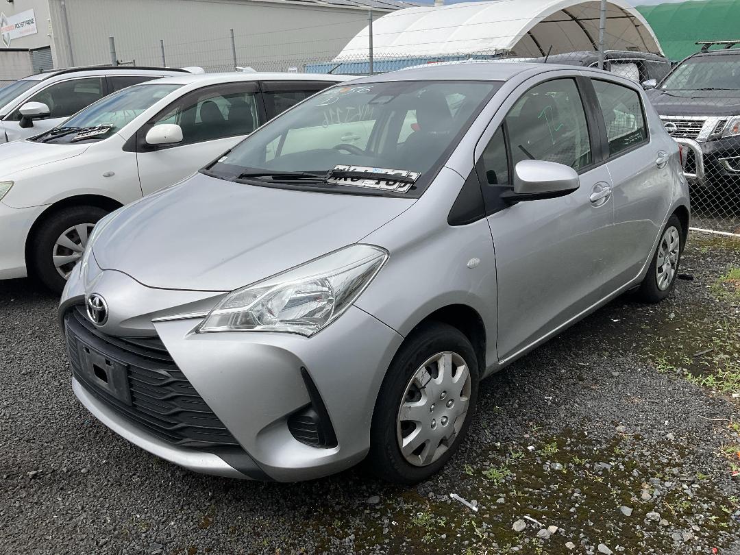 Photo '3' of Toyota Yaris GX