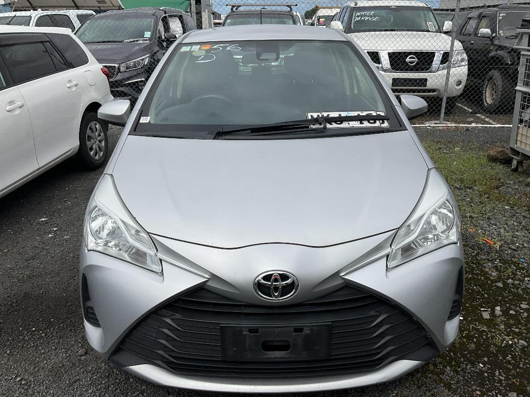 Photo '2' of Toyota Yaris GX