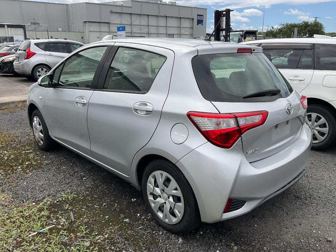Photo '4' of Toyota Yaris GX