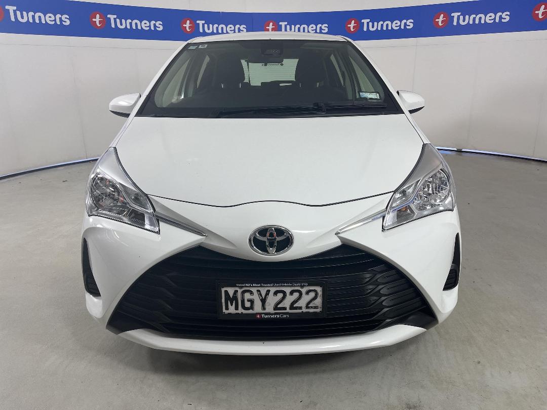 Photo '2' of Toyota Yaris Photo '2' of Toyota Yaris