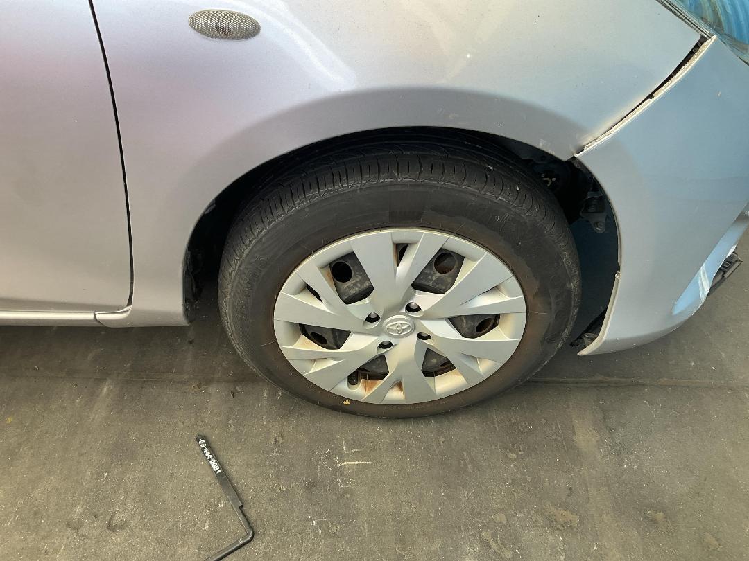 Photo '2' of Toyota Yaris GX