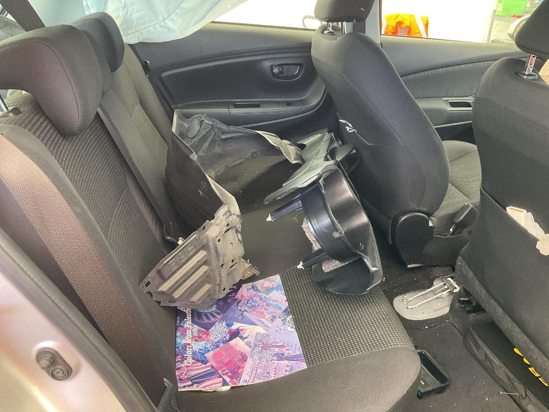 Photo '22' of Toyota Yaris GX