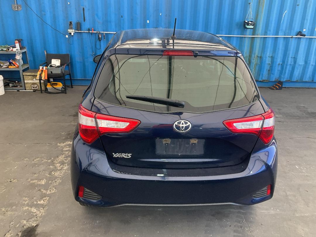 Photo '11' of Toyota Yaris GX Photo '11' of Toyota Yaris GX