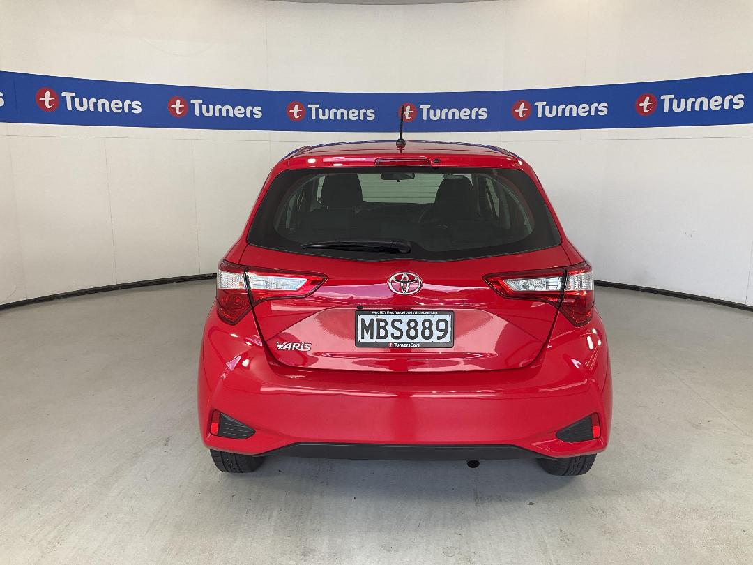 Photo '6' of Toyota Yaris Photo '6' of Toyota Yaris