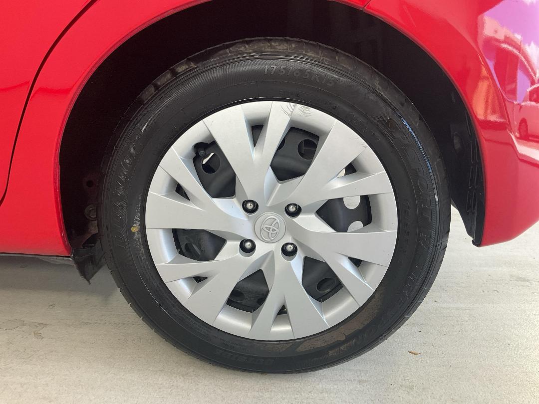 Photo '11' of Toyota Yaris Photo '11' of Toyota Yaris