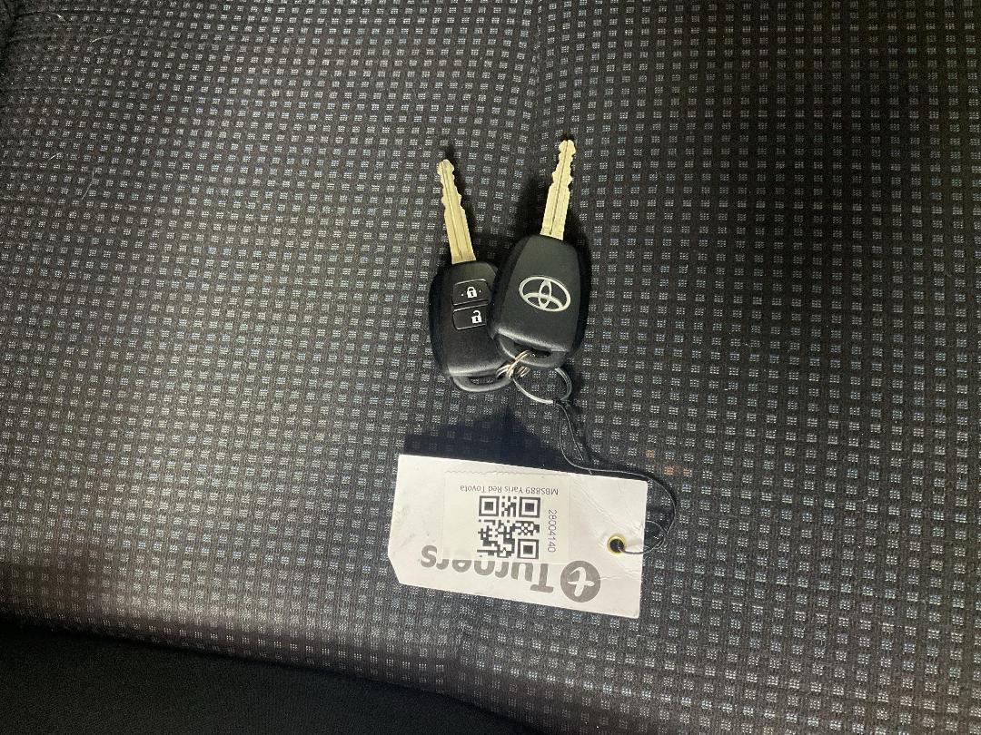 Photo '22' of Toyota Yaris Photo '22' of Toyota Yaris