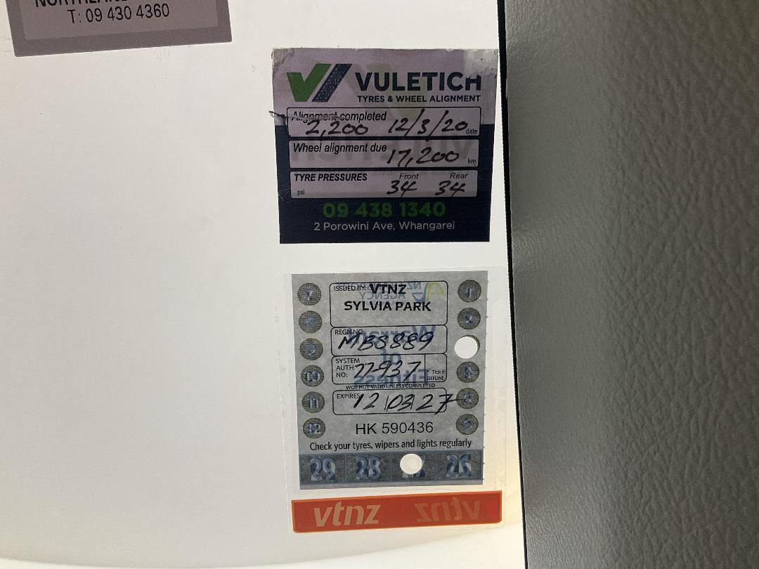 Photo '23' of Toyota Yaris Photo '23' of Toyota Yaris