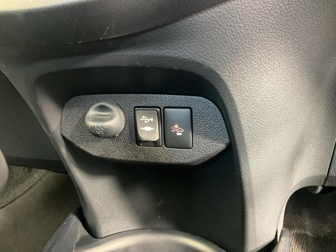 Photo '31' of Toyota Yaris Photo '31' of Toyota Yaris