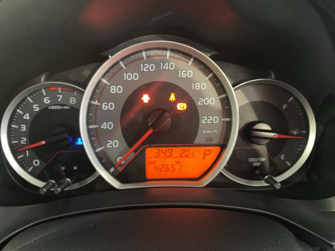 Photo '21' of Toyota Yaris Photo '21' of Toyota Yaris