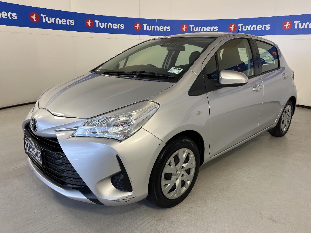 Photo '4' of Toyota Yaris