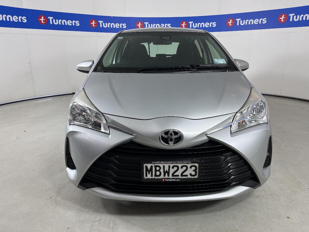 Photo '2' of Toyota Yaris