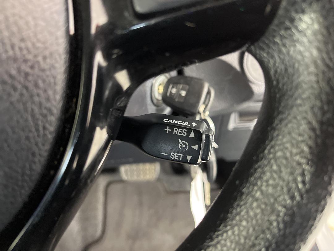 Photo '29' of Toyota Yaris