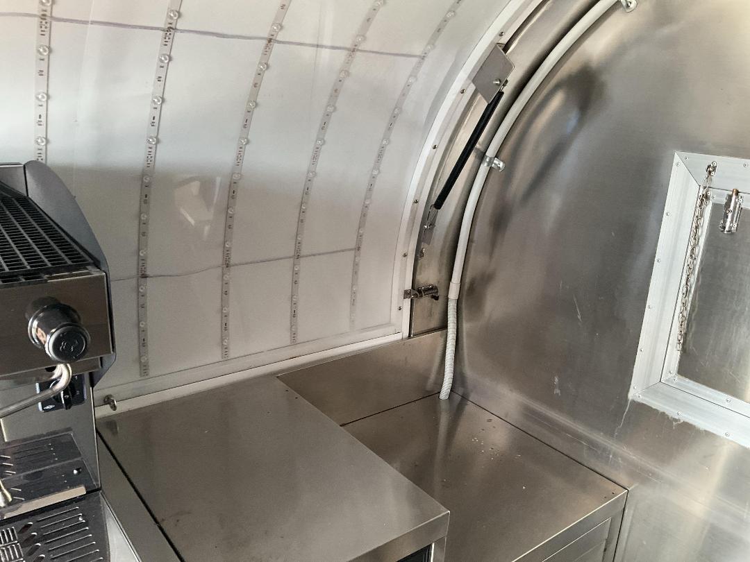 Photo '25' of TRAILER DOMESTIC Food/Coffee - Single